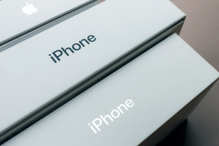 Apple Mengesahkan iPhone 12 Akan Tertunda 'oleh Beberapa Minggu'