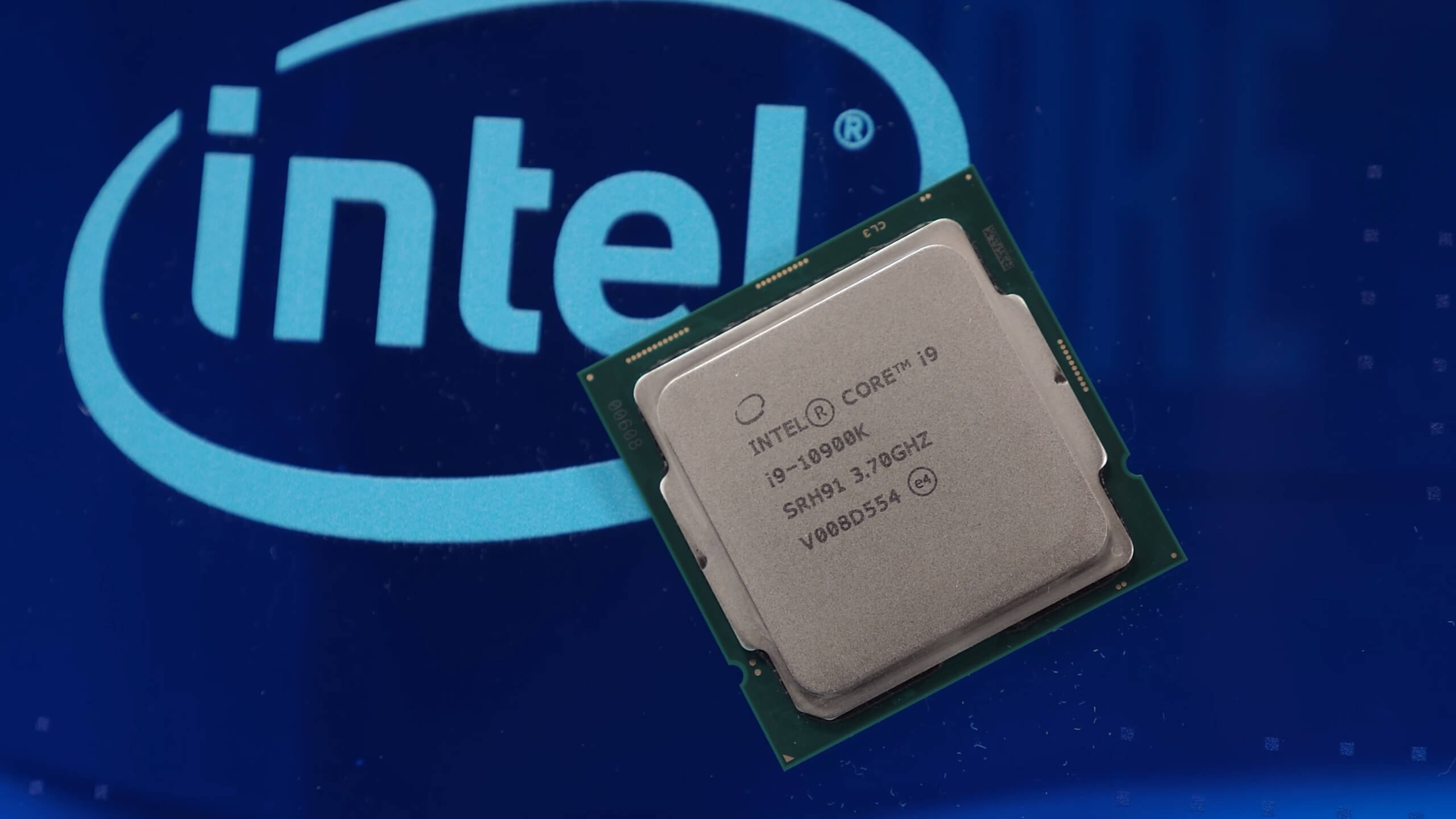 Intel Core i9-10850K tiba, menawarkan prestasi hampir 10900K dengan harga kurang
