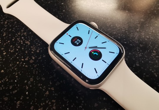 Apple Watch 5 preskúmanie 319