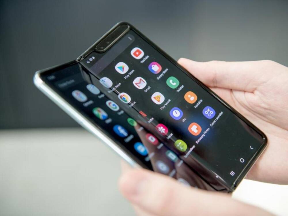 Galaxy Fold, Moto Razr & Co.
: Sú skladacie smartfóny budúcnosť? 23