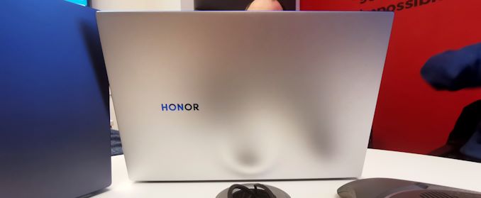 Honor Magicbook 14-palcové a 15-palcové notebooky s AMD APU: Prichádzajú po celom svete 256