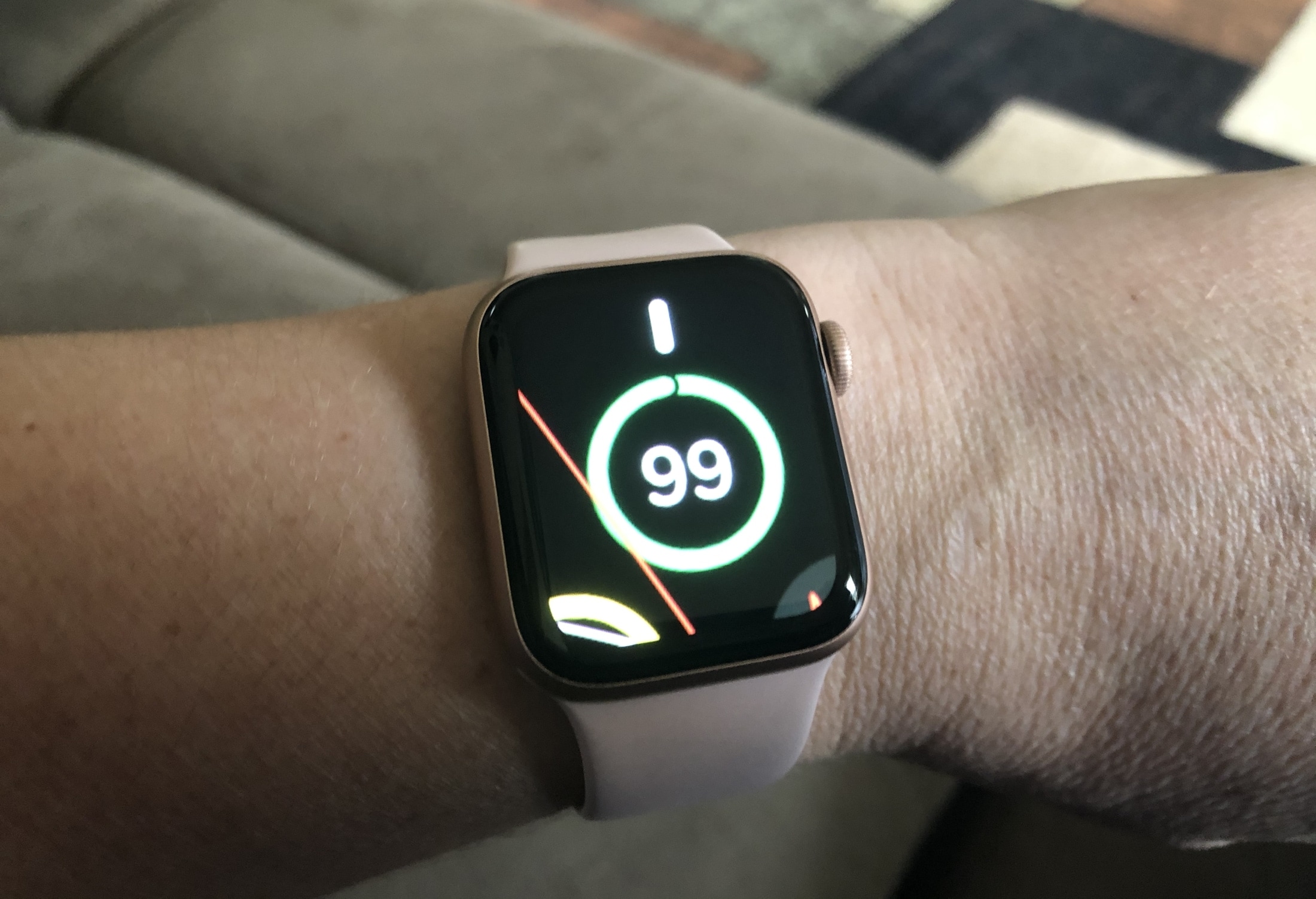 Ako používať Zoom on Apple Watch pre ľahšie prezeranie 99