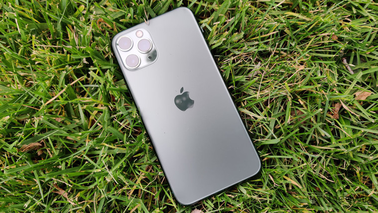 Apple ukazuje videografiu iPhone 11 Pro zachytávajúcu extrémy ľadu a ohňa 1