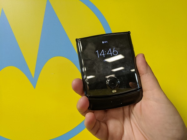 Galaxy Z Flip alebo Motorola razr: ktorý z nich si vybrať? 287