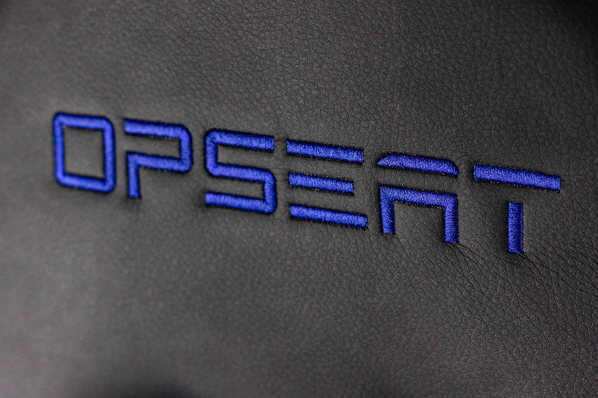 Recenzia OPSEAT Master Gaming Chair