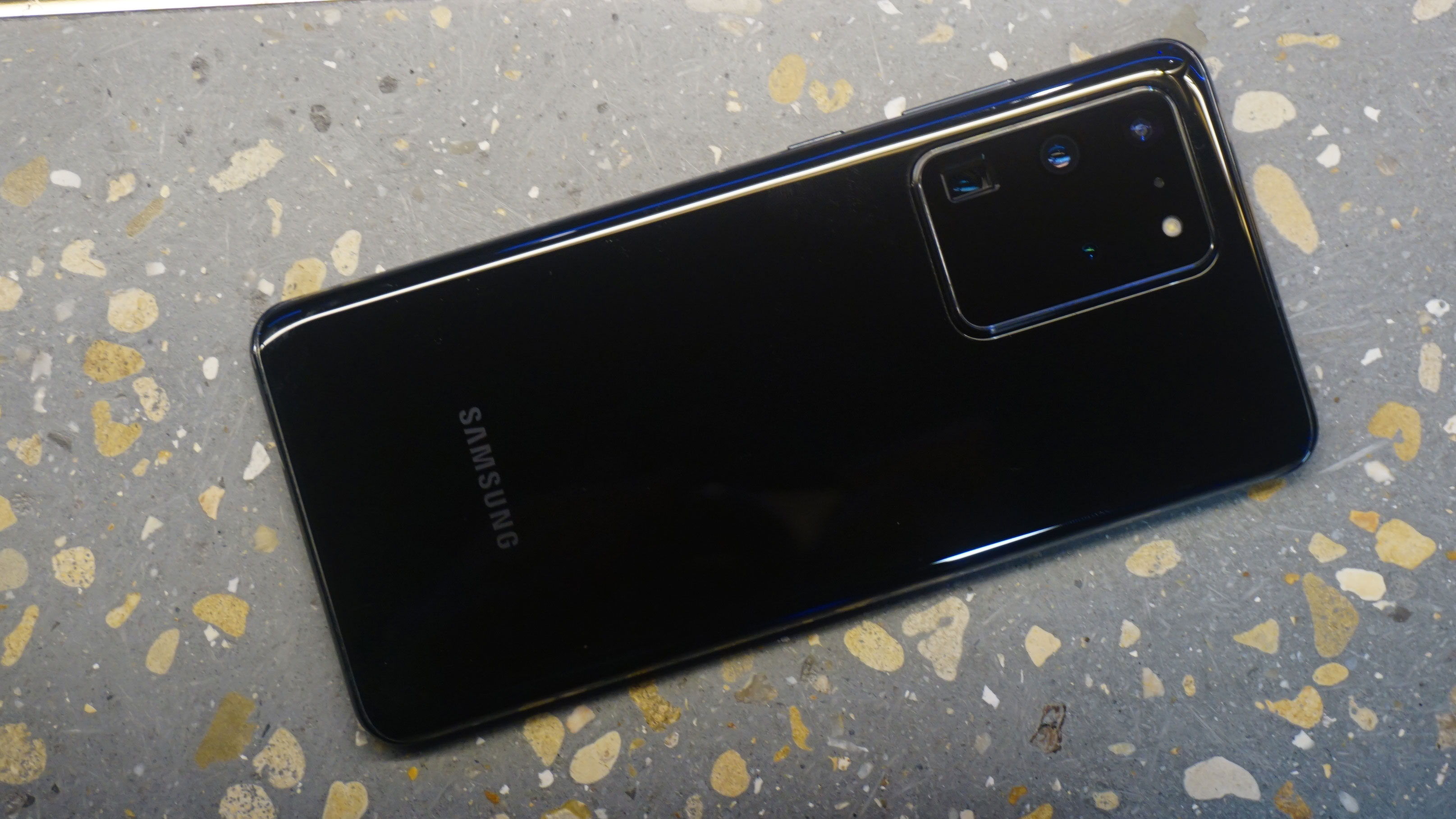 Samsung Galaxy Séria S20 je určená na predbežnú rezerváciu v Indii od 66,999 Rs 122