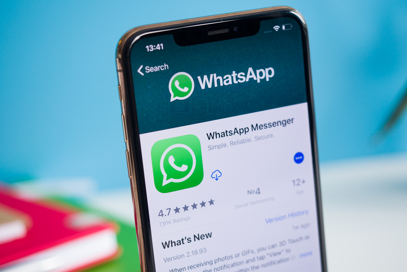 Whatsapp pre Ios zostáva bez temného režimu, ale nie na dlho