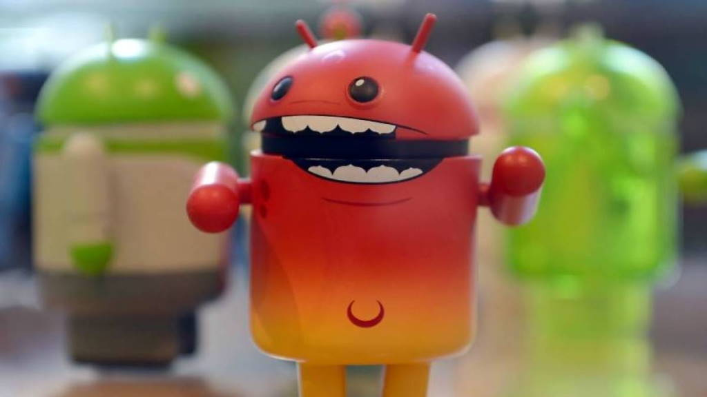 Alert! Android informuje všetky aplikácie o tom, čo je nainštalované v telefóne smartphone 260