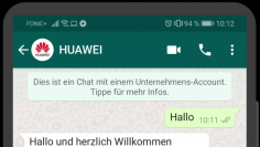 Pri chatovaní WhatsApp s podporou Huawei sa chatbot najprv pýta na veci, ako je sériové číslo zariadenia, a potom ho odovzdá ľudskému zamestnancovi.