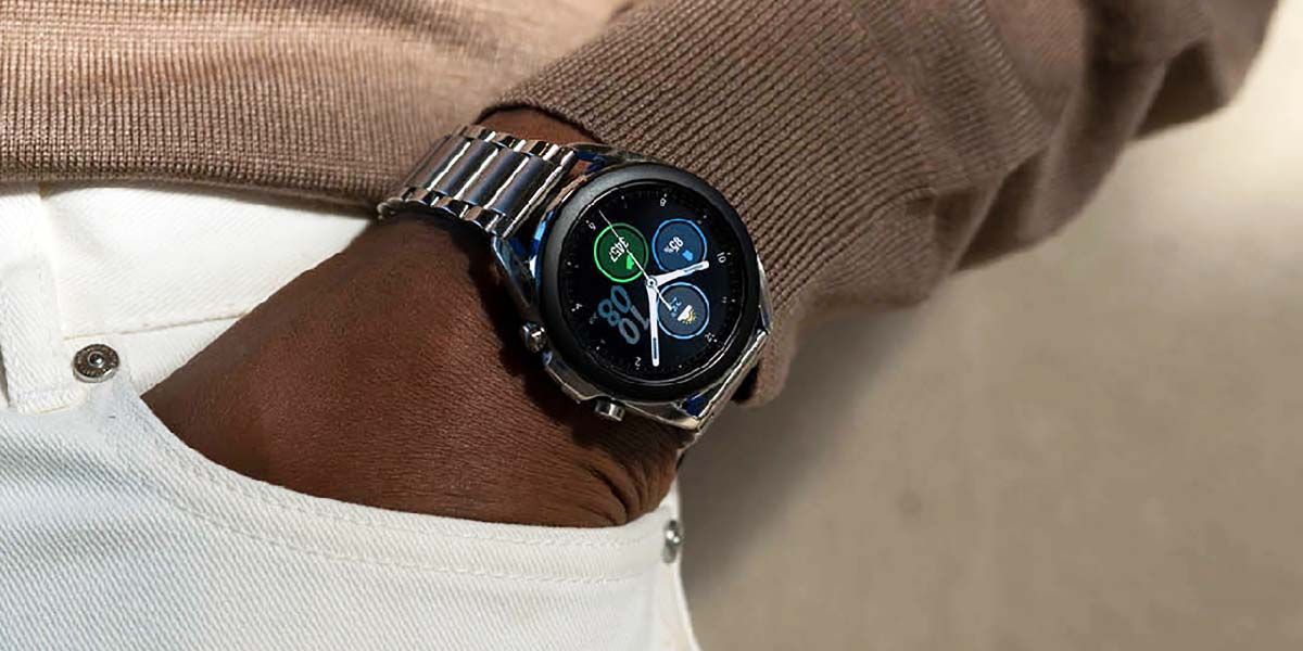 Spoločnosť Samsung mohla uviesť na trh inteligentné hodinky s vlastným opotrebovaním